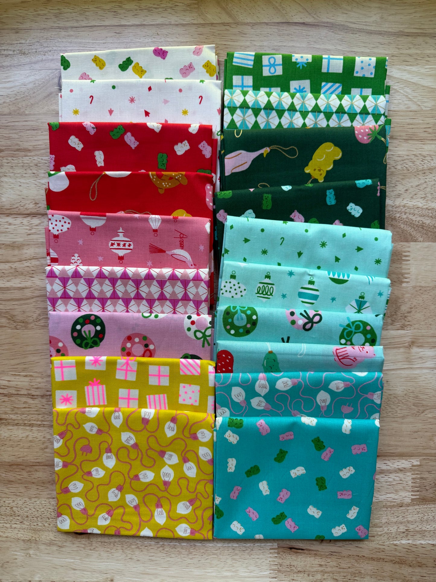 Merry Happy Curated FQ Bundle