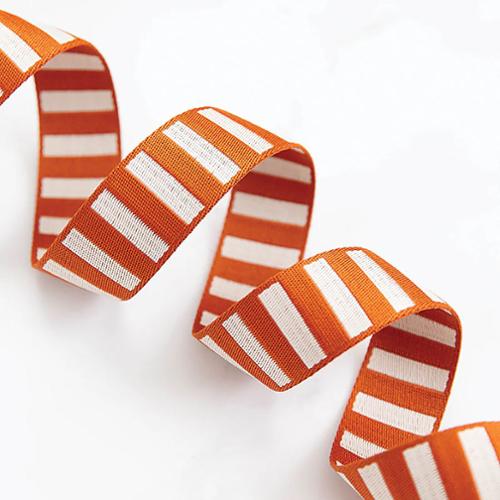 Bold Stripe Saddle and Off-White 1.5" Webbing