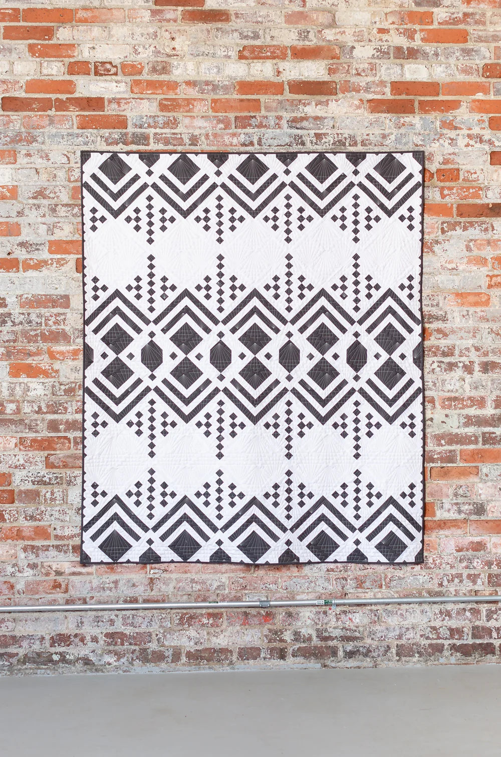 Deco Two-Tone Throw Quilt Kit