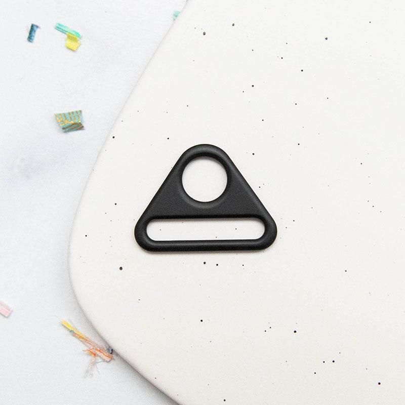 Matte Black 1.5" Triangle Ring