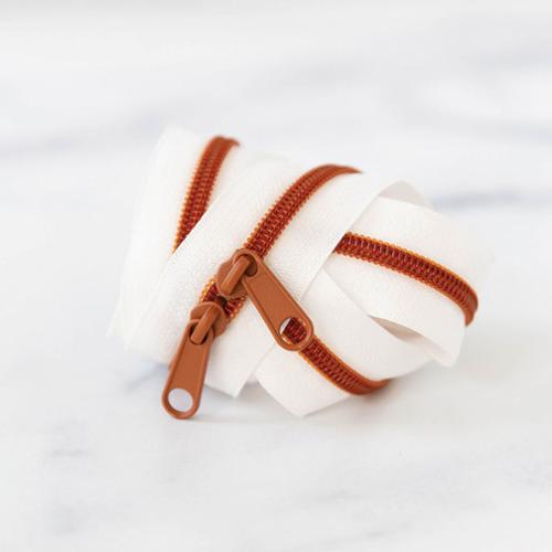 30" Cowgirl Zipper