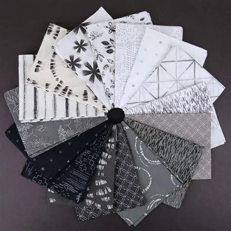 Ink Perfect Carbon Edition Fat Quarter Bundle