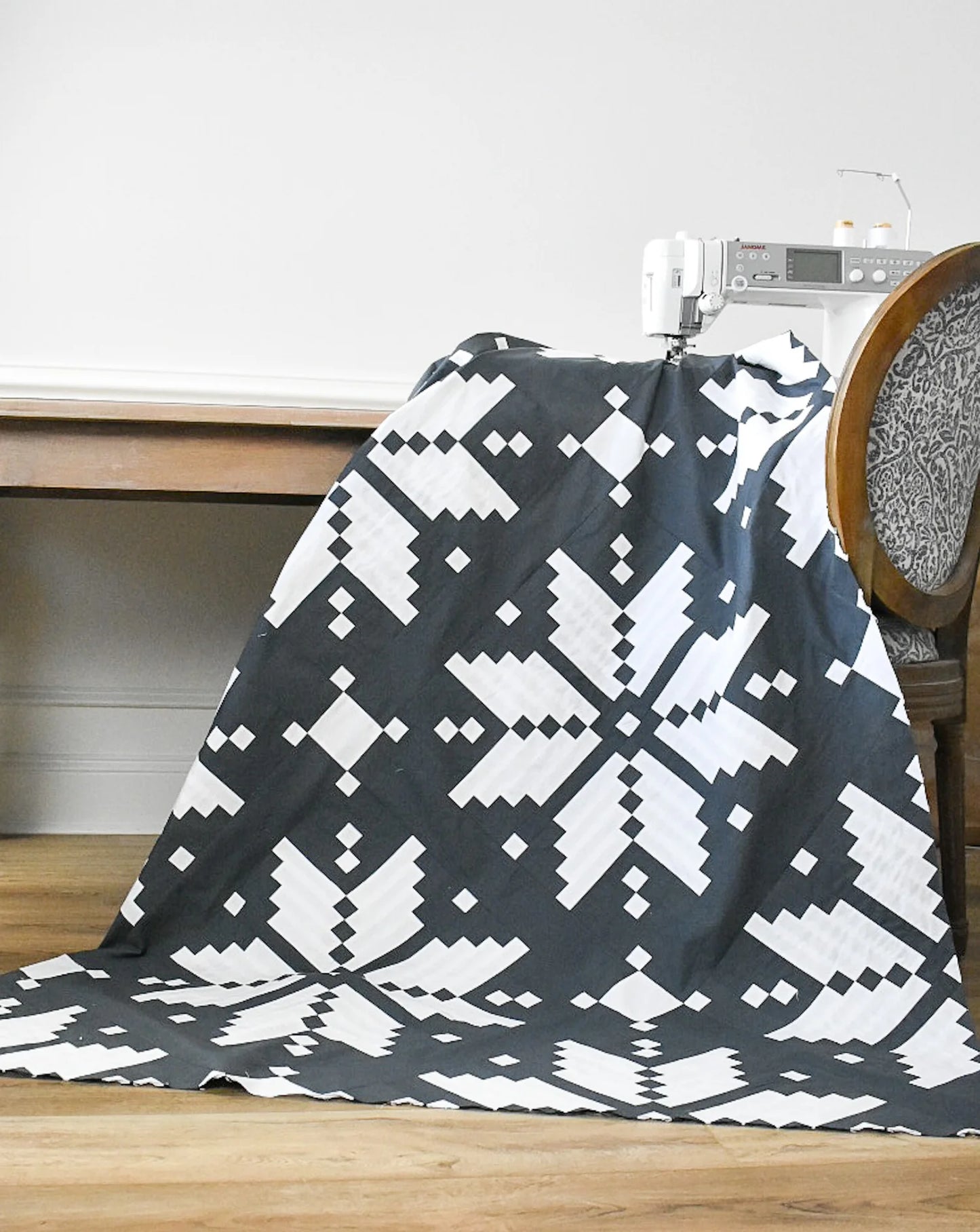 Knitted Star Cover Version Throw Quilt Kit