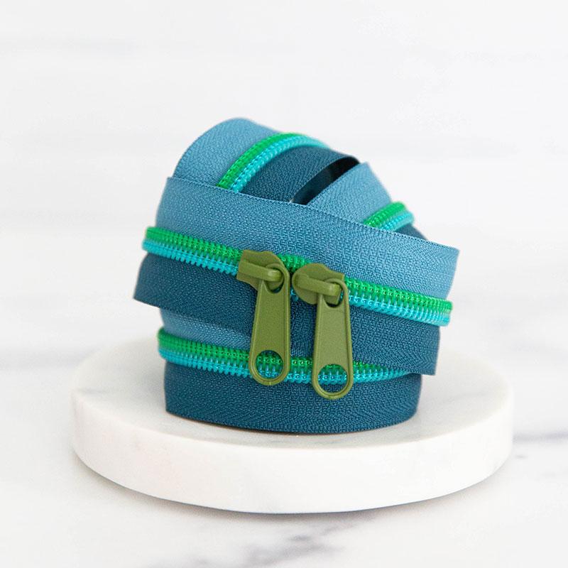 30" Olive Oasis Zipper