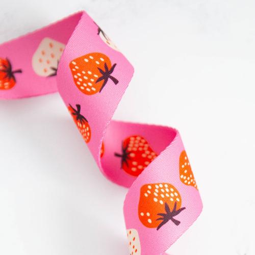 Strawberry Daisy by Kimberly Knight 1.5" Webbing
